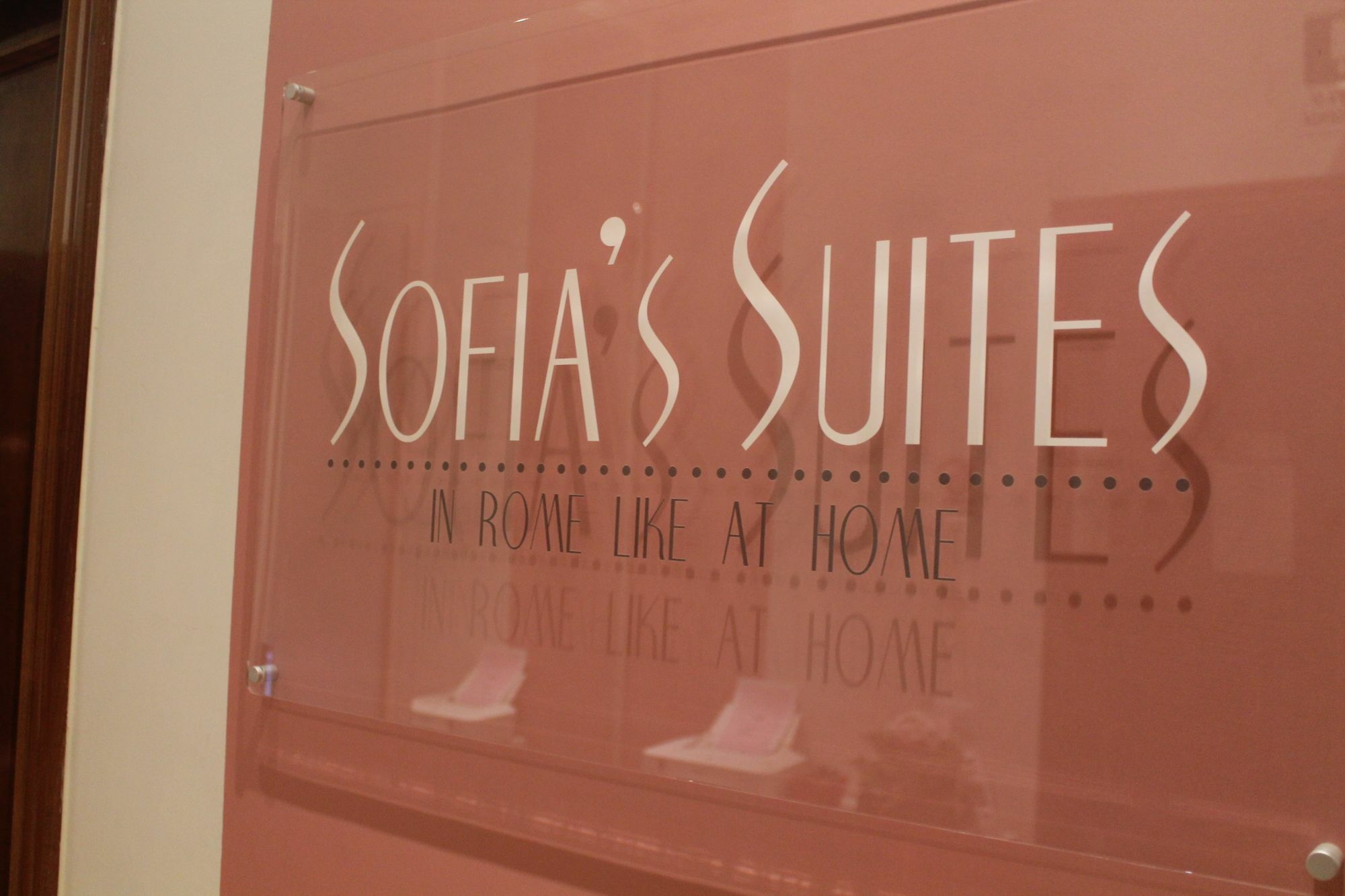 Sofia'S Suites Guesthouse Ρώμη Εξωτερικό φωτογραφία
